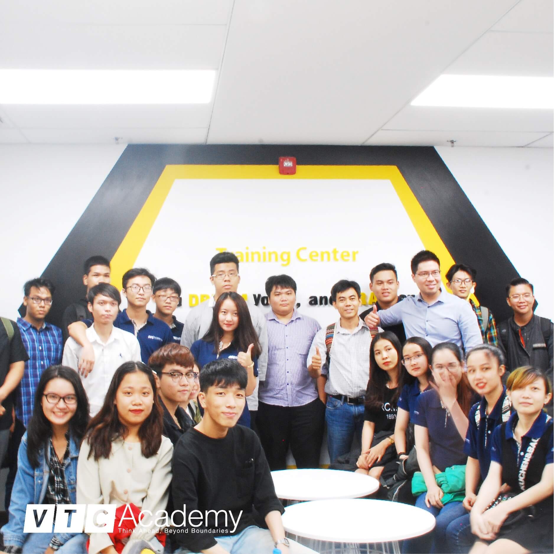 VTC Academy HCMC students experience the working environment at Bombus