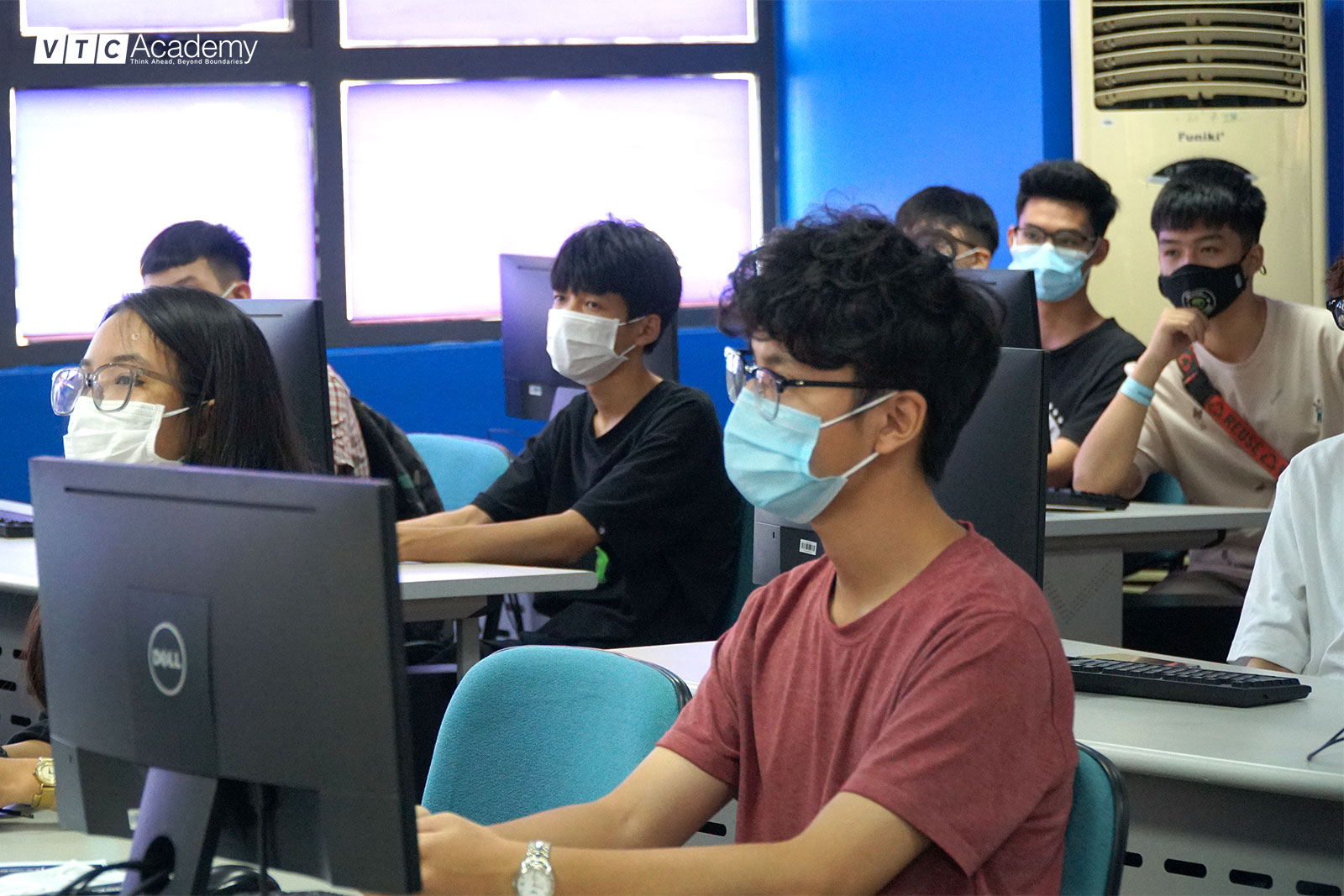 vtc-academy-ngay-trai-nghiem-sang-tao