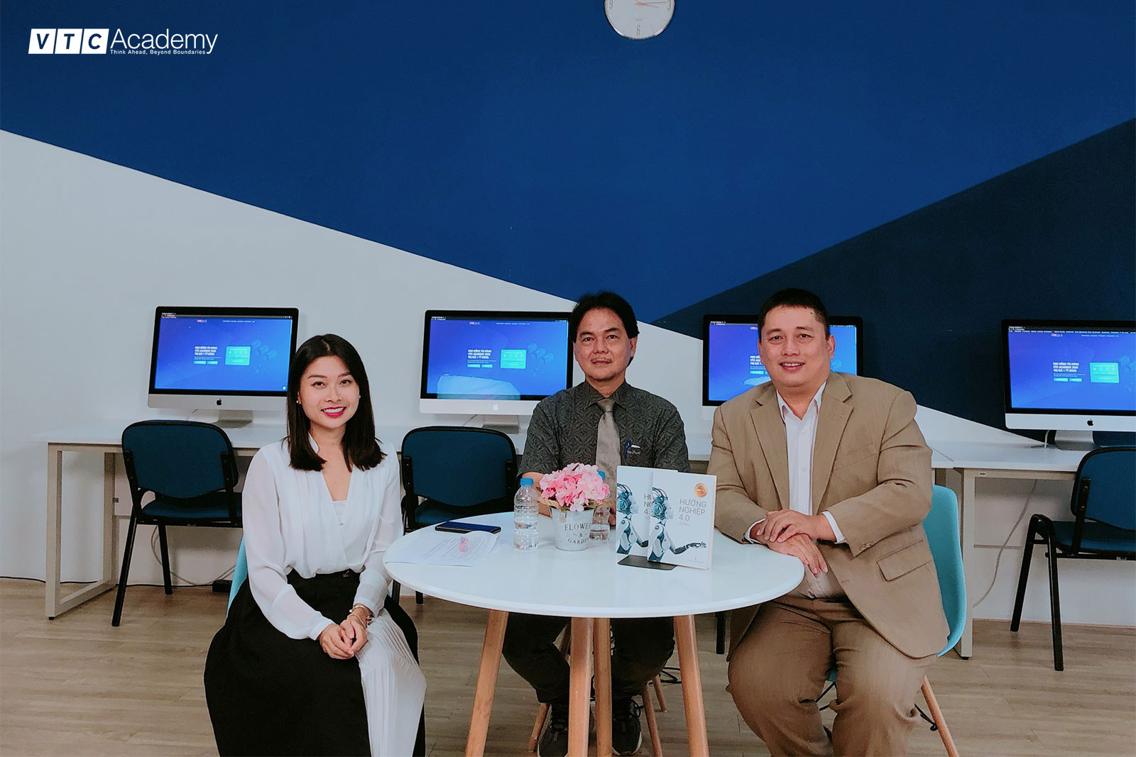vtc-academy-talkshow-mua-thi-02
