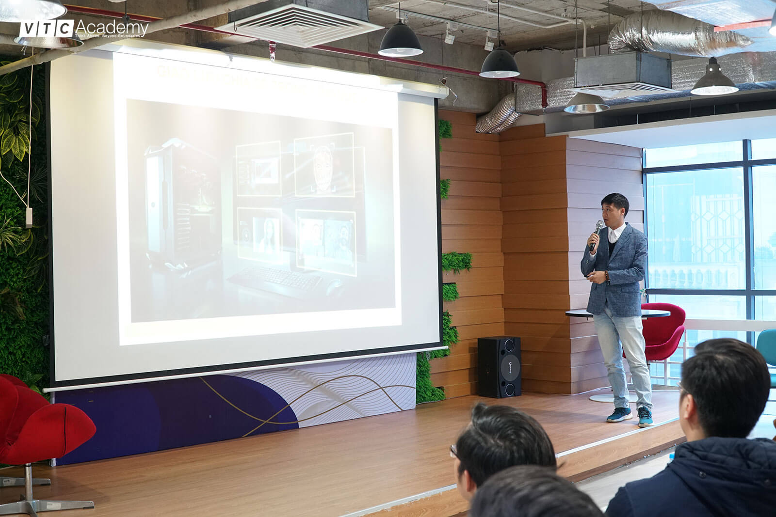 ai-coffee-talk-vtc-academy-2