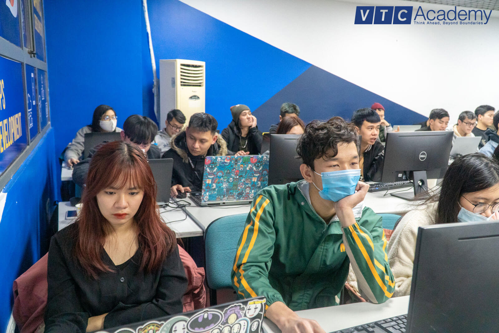 2d-bootcamp-vtc-academy-10