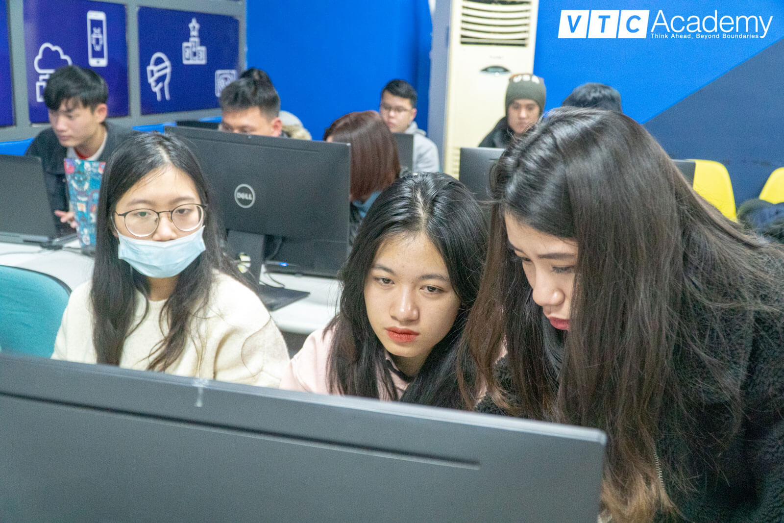 2d-bootcamp-vtc-academy-5