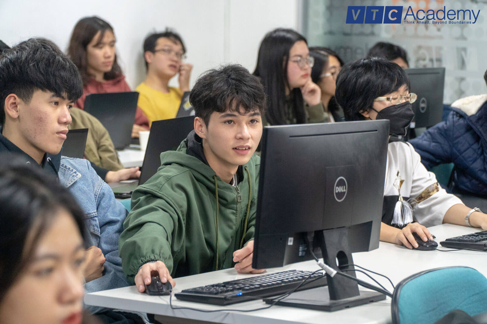 2d-bootcamp-vtc-academy-9